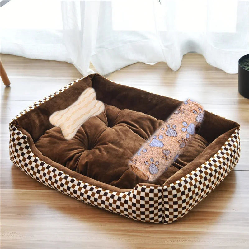Hot Sale Teddy Cartoon Pet Soft Dog Bed House Winter Warming Large Dog House Warm Cat Nest Pet Bed Dog Mattress Pet Supplies Hundetraum.store